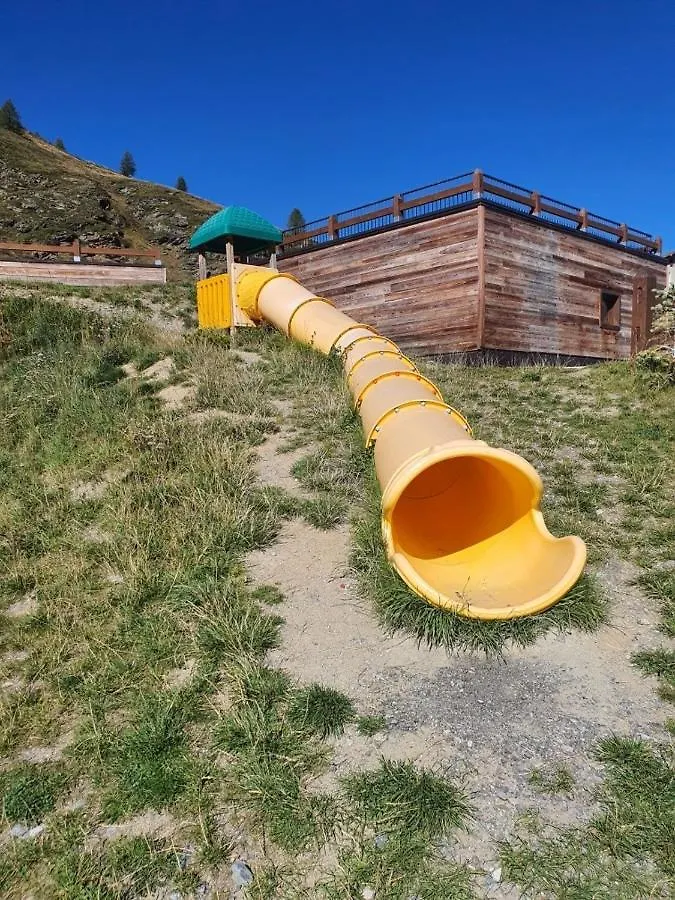 Διαμέρισμα Pianeta Oro Chalet Allegra Λιβίνιο