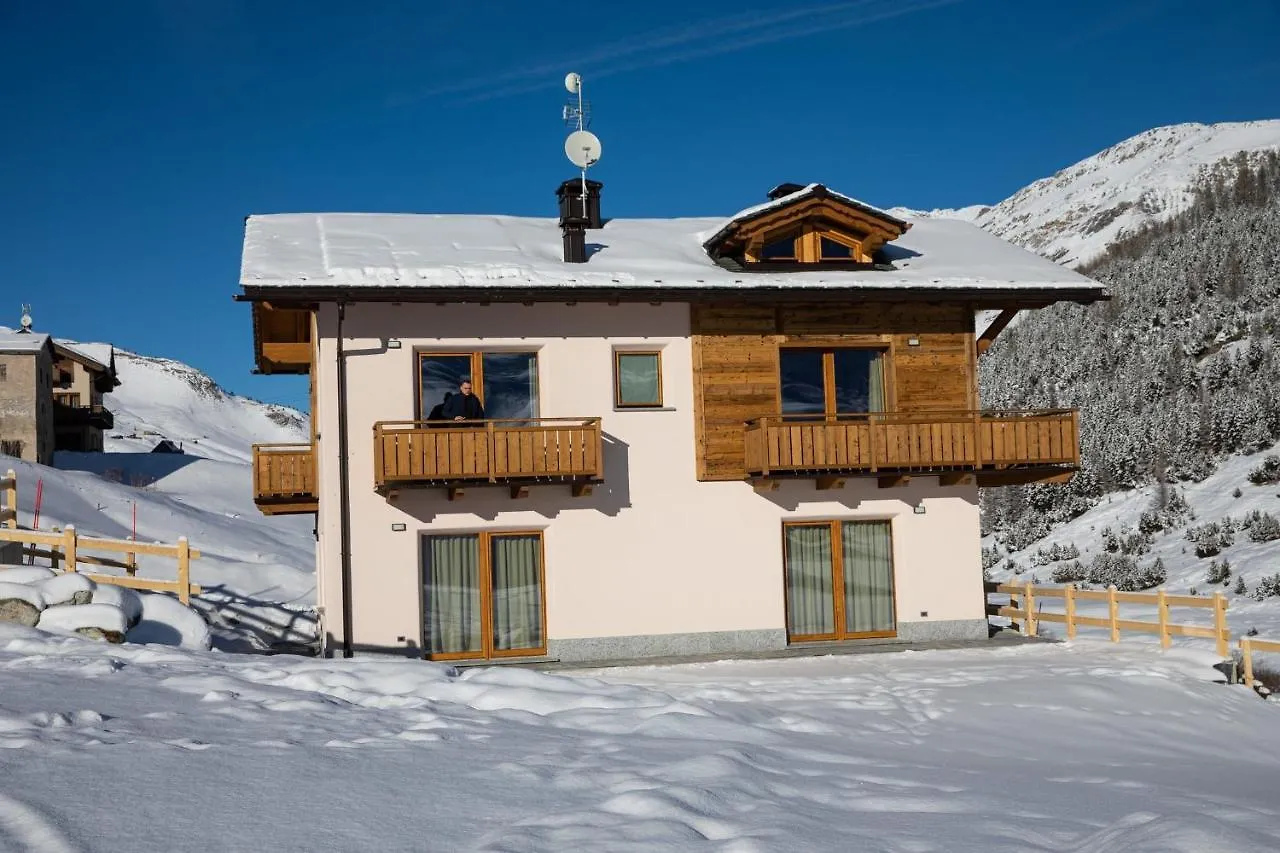 Pianeta Oro Chalet Allegra Livigno 0*,
