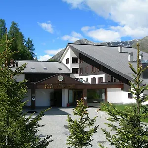 Intermonti Hotell